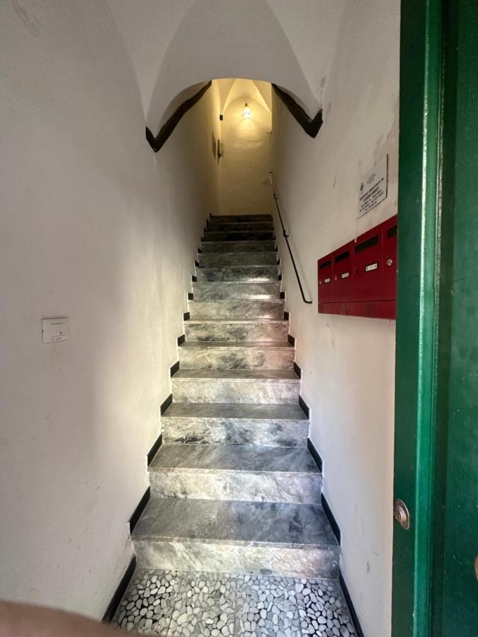 Elegante Stanza Rossa Mottino23 Bed & Breakfast Lerici Exterior foto